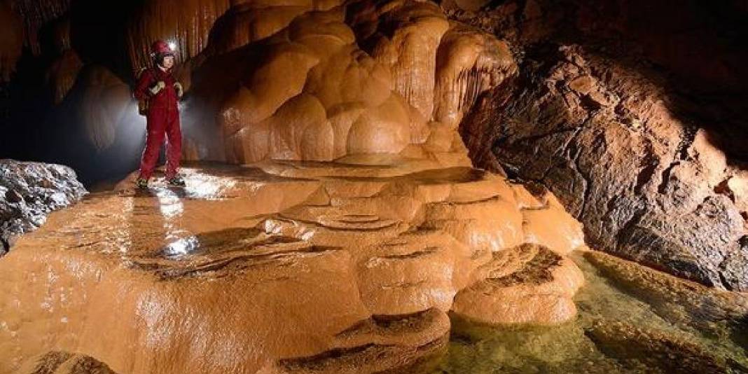 Bu mağarada sıcaklık 4 mevsim 15 derece! Zengin jeolojik yapısı ziyaretçiyi mıknatıs gibi çekiyor: 4 milyon lira gelir sağladı 2